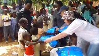 Uganda, Bujako Island: Bednet distribution