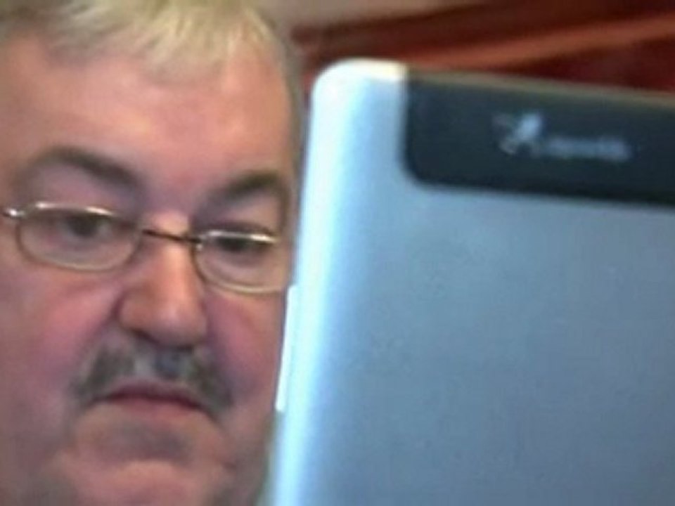 Share video - Share online community - Macmillan Cancer Support