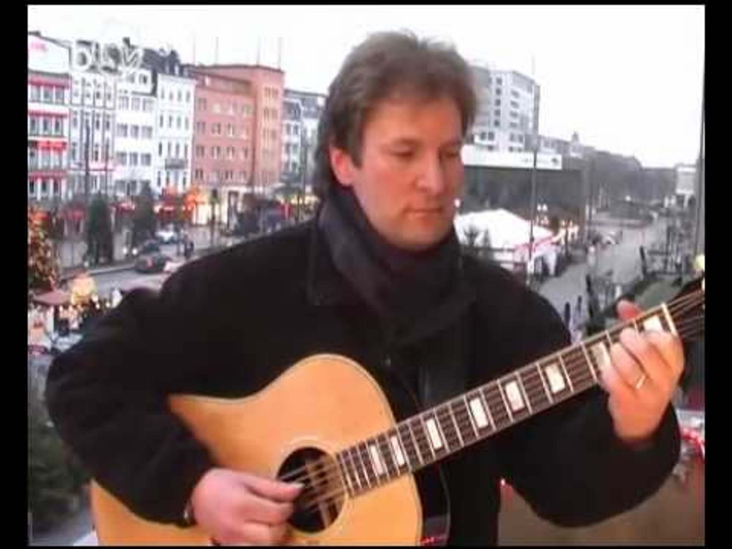 ⁣JENS HAUSMANN (BalconyTV)
