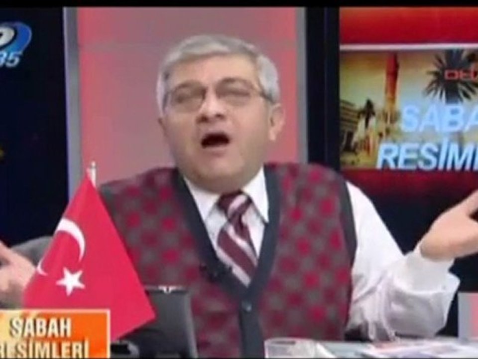 Deprem canlı yayında saçmalattı!