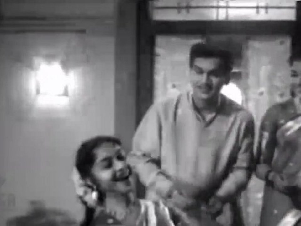 Aata pata( Pelli Kanuka)