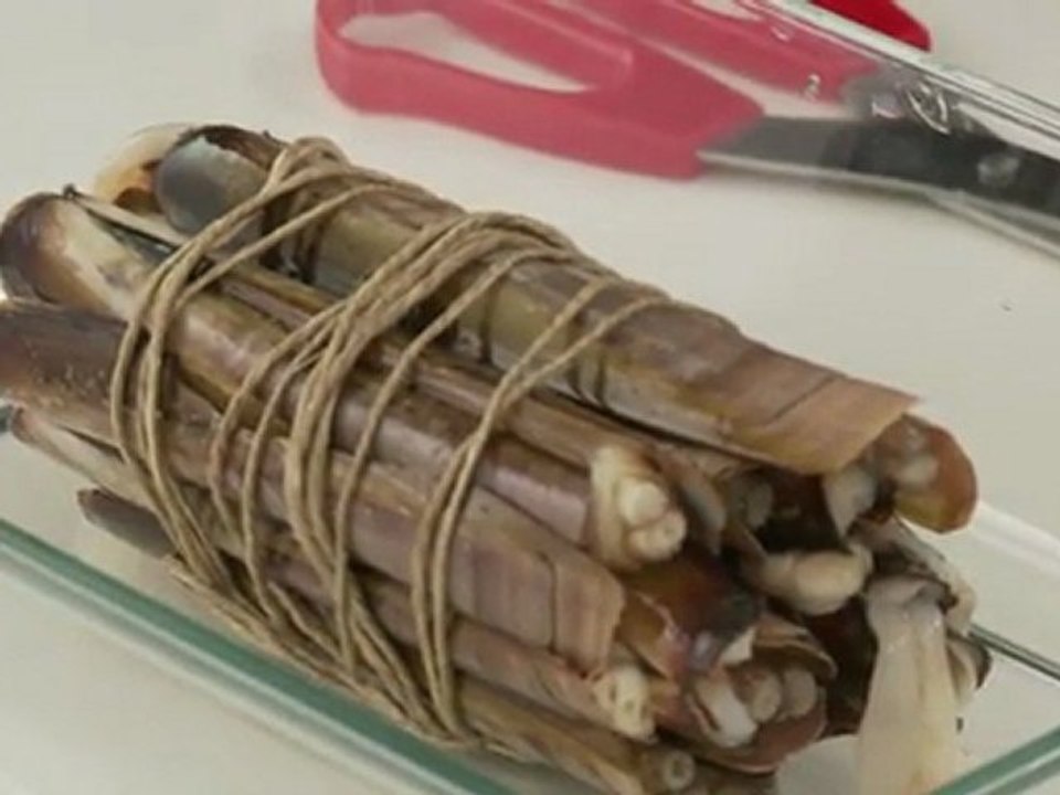 Cuisinez au Naturel - Cuisson des couteaux en Fagots d'après une recette d'Alexandre Gauthier