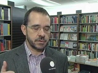 "Yunanistan krizdeki diğer ülkelere benzemiyor"