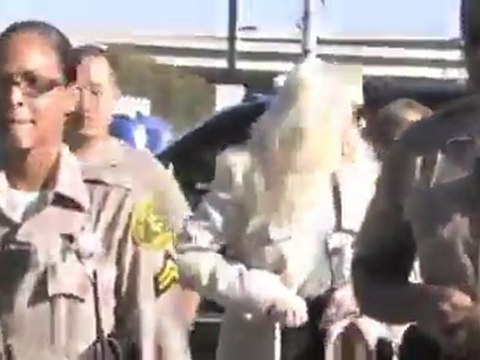 Lindsay Lohan Returning to Host SNL