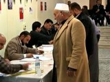 Libyan voters taste democracy for first time in decades