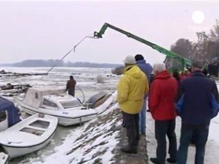 El Danubio, cementerio de barcos en Belgrado