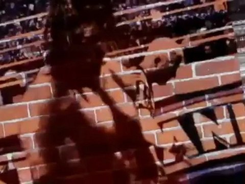 فيديو عودة اندرتيكر في عرض رو الليله