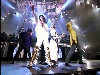 The Jacksons - Shake Your Body: Madison Square Garden