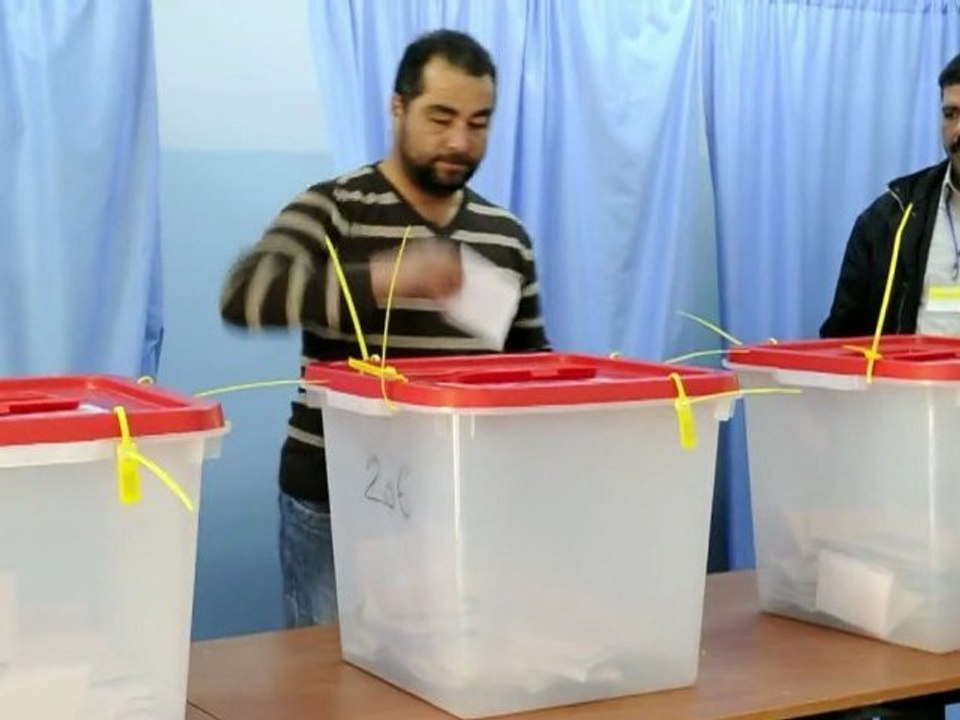 Siege city Misrata in first Libya poll in 40 years