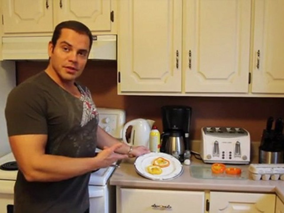 EASY EGG Recipe For Breakfast - Bell Pepper Egg Rings