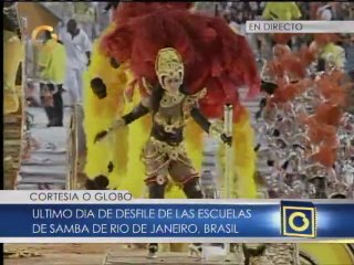 Segundo día de desfiles de carnaval en Brasil