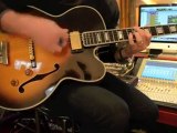 Pompe Manouche MINOR SWING avec le médiator Blue Magic sur Gibson L5