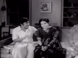 Kanavan Manaivi - Jayalalitha Muthuraman First Night Scene