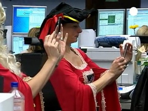 Cautious reaction from markets to Greek bailout