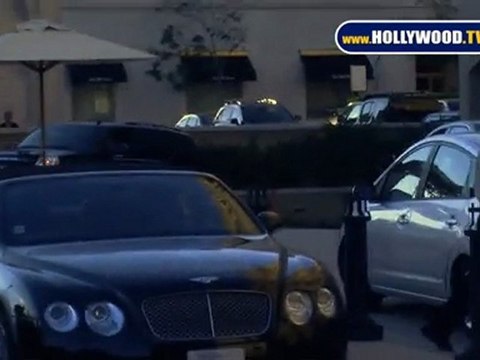 Melanie Griffiths Shops Barneys Beverly Hills