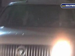 Pretty Selena Gomez Leaves the Roosevelt