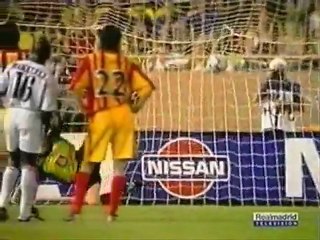 Лучшие голы Рауля: незабываемые моменты легендарного нападающего ⚽