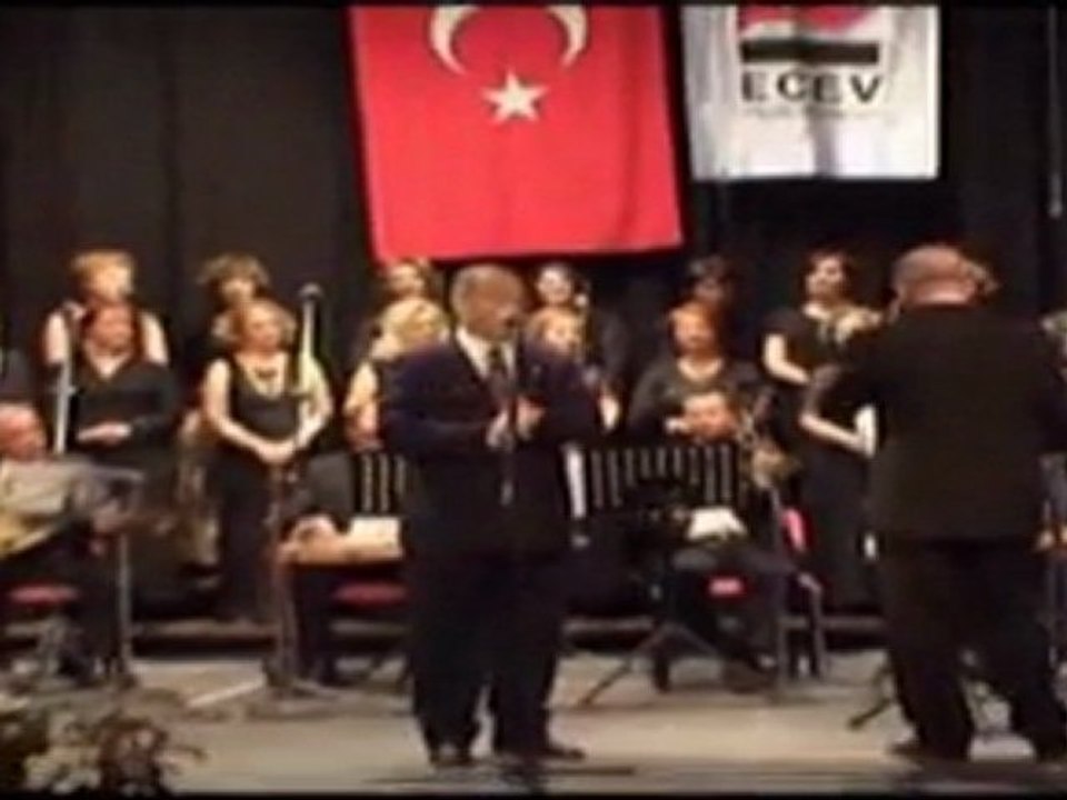 SOLİST:KAYA AKSAÇ--EÇEV KONSER-2012 SOLO-FOTO GÖKALP -0542 582 10 25