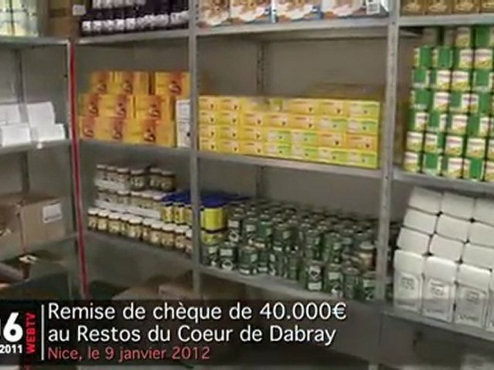 Remise d'un chèque de 40 000 euros aux Restos du Coeur de Dabray à Nice.