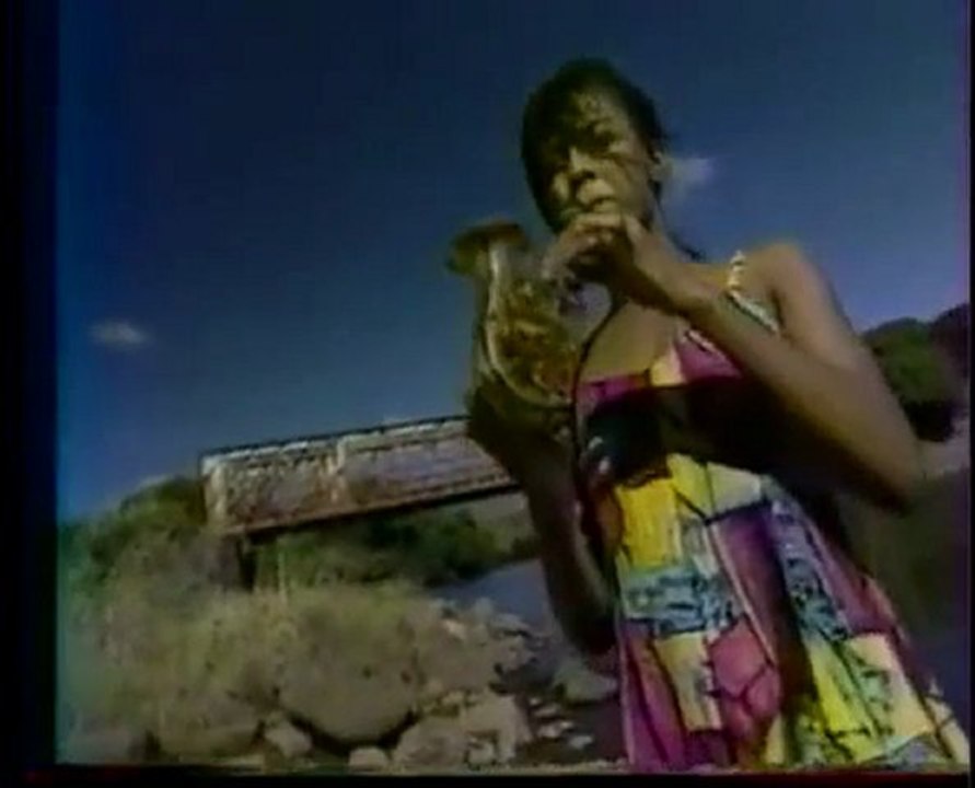 SEGA ......mon ti femm... clip d'epoque