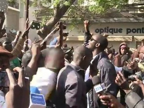 Sénégal: l'opposition désemparée face à Wade