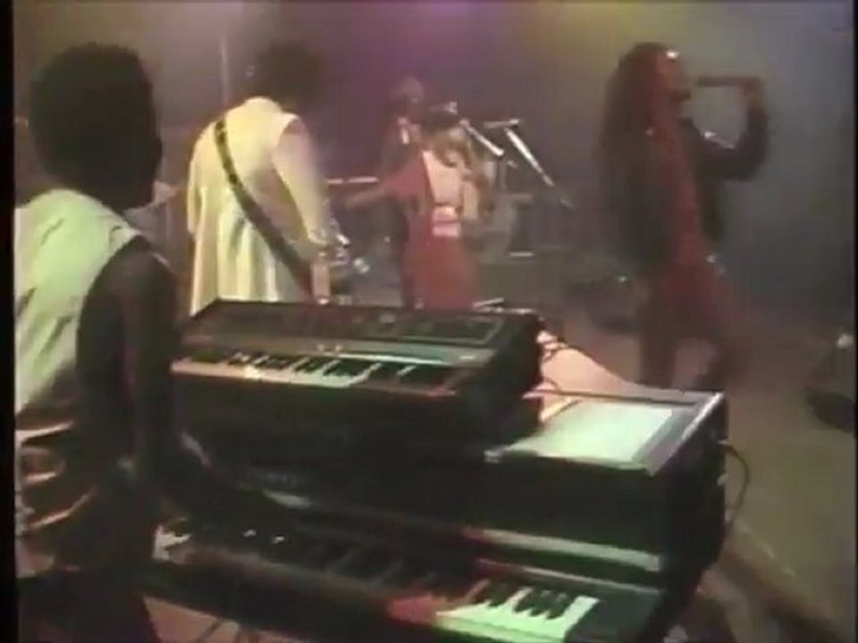 Black Uhuru Tear It Up 1981 video Dailymotion