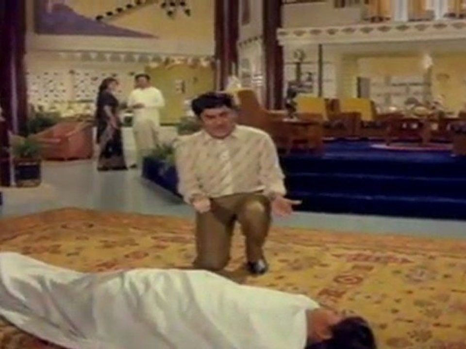 BHARYA BHARTHALA BANDHAM   Scene 18