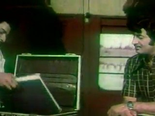 Cheppindi Chestha - Krishna Meets Eshwar In The Train