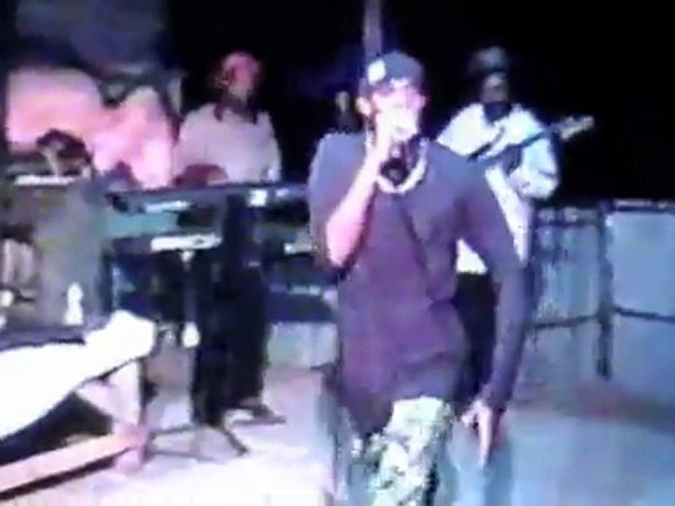 Mr. PECK, LIVE @ DE BUSS (pt1) IN NEGRIL JAMAICA, "TURTLEMANTV"