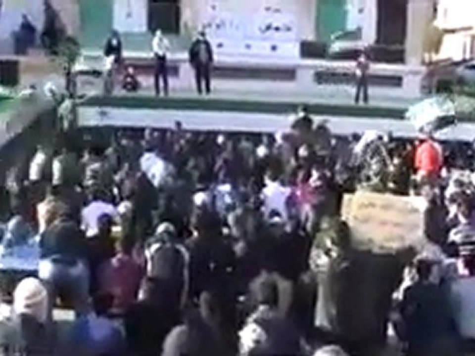 فري برس حمص الوعر الجديد مظاهرة نصرة لبابا عمرو21 02 2012