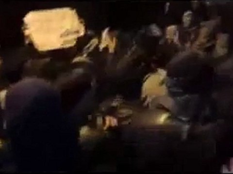 فري برس مظاهرة يلدا ردا على أعتداء الأمن على أطفال يلدا 21 2 2012