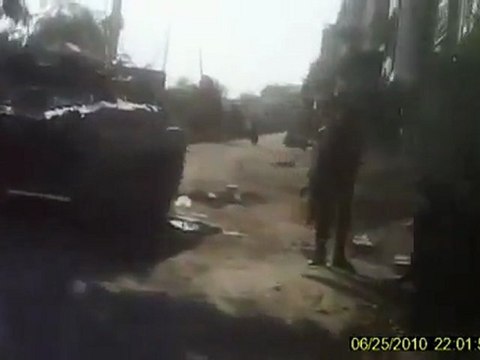 فري برس ريف دمشق دوما الدبابات على مفرق مسرابا21 2 2012