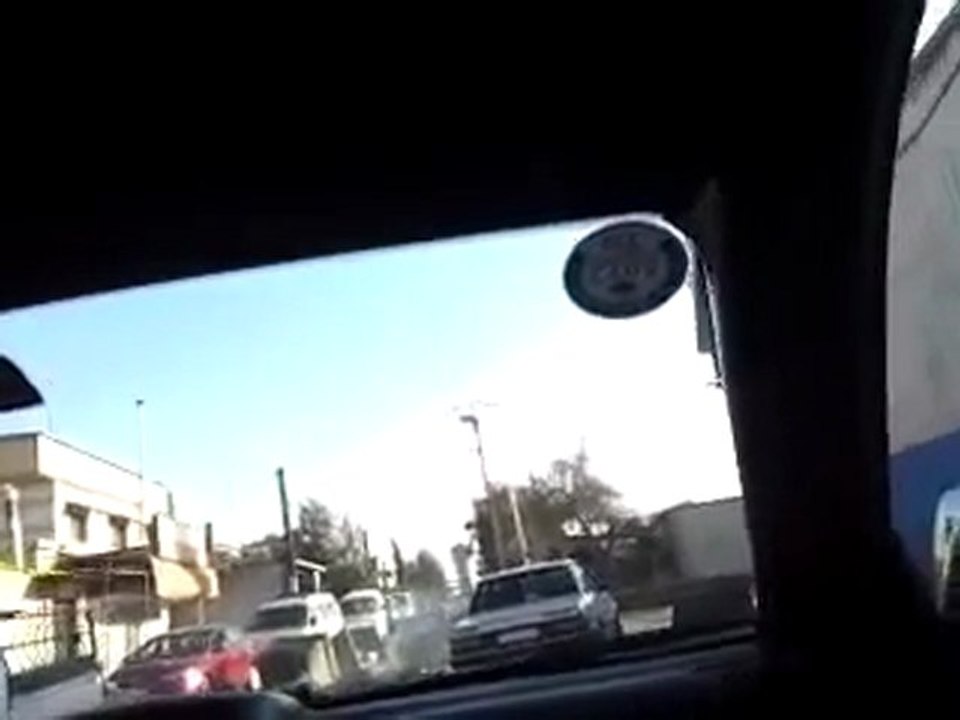 فري برس   اضراب دمشق حي برزة طريق مشفى تشرين 19 2 2012