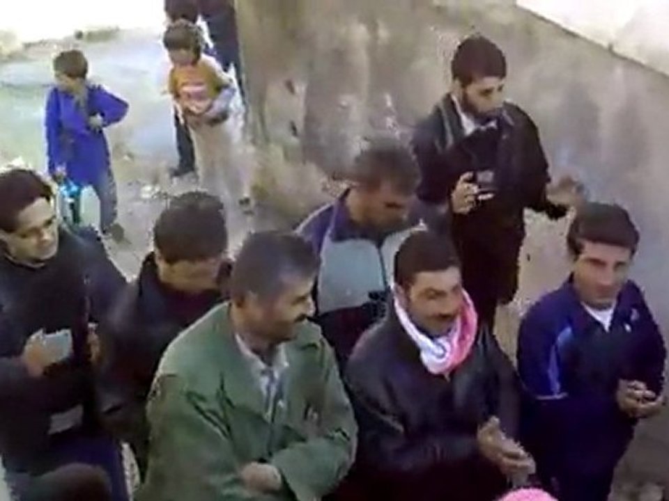 فري برس   إبين بريف حلب مظاهرة نصرة للأتارب المحتلة 20 2 2012