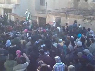 فري برس   ريف دمشق الهامة    امام جامع الايمان 18 2 2012