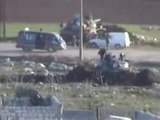 فري برس   حلب الاتارب   استنفار الجيش الأسدي عند مشاهدة المصور وقامو باطلاق النار عليه بعد أن هرب 20 2 2012