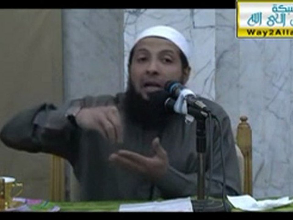 القرآن أو الأغاني