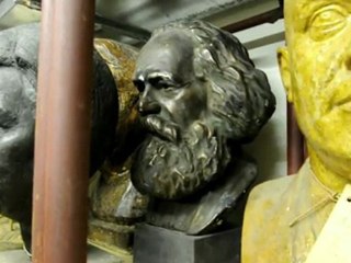 Ex-East German art gathers dust