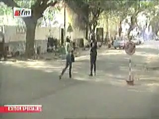 attaque du convoi de cheikh bamba DIEYE PAR LA POLICE