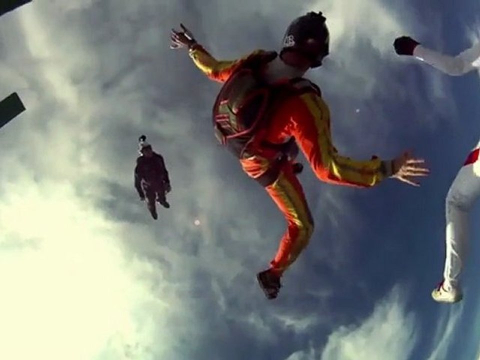 Saut en parachute en ralenti