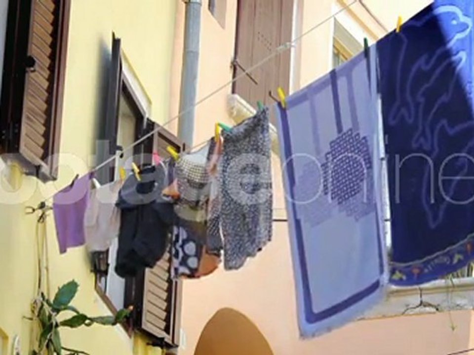 Clothes line in italy footage_009927