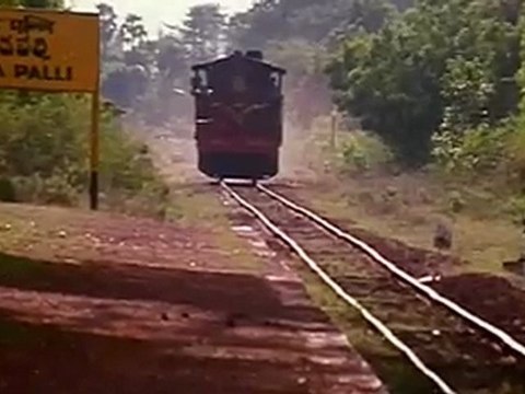 Enga Oor Singam - Venkatesh Train Comedy