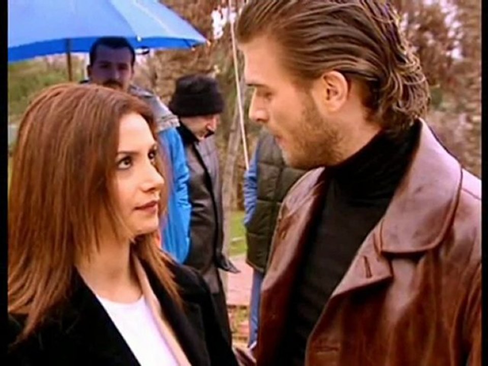 GUMUS - EINAI STIGMES