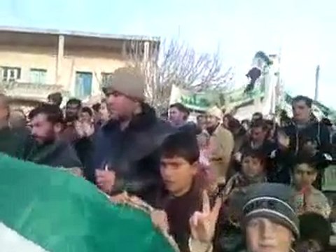 فري برس ادلب حاس مظاهرة بعد صلاة العصر 22 2 2012