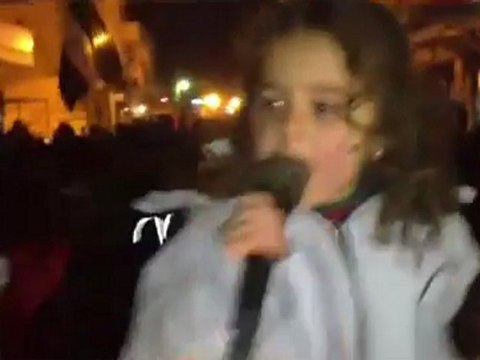 فري برس قامشلو عامودا روهيف اصغرمنشدة للثورة في عامودا الاربعاء 22 2 2012