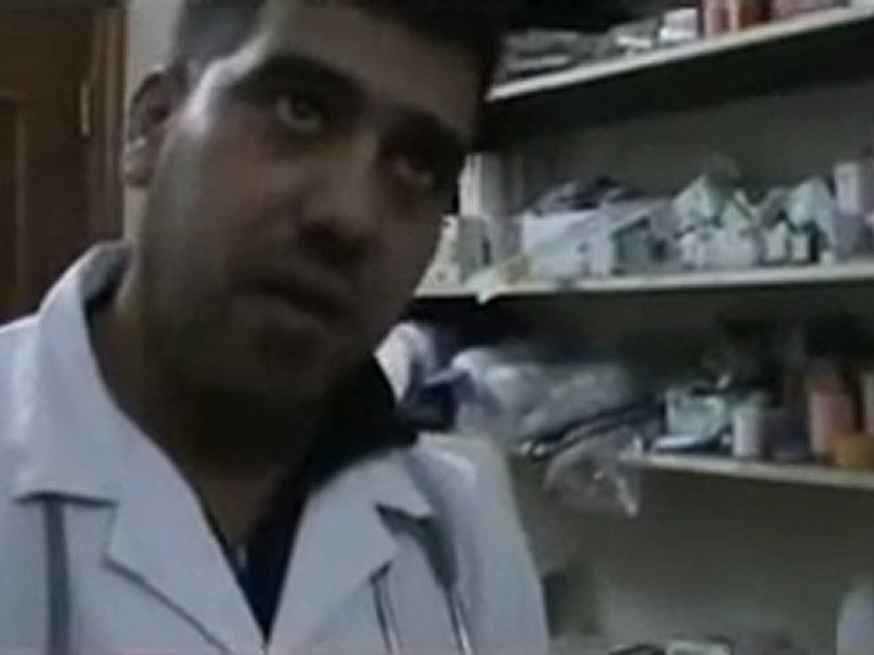 فري برس  حمص  باباعمرو إصابة صحفيين أجانب بشظايا 22 2 2012