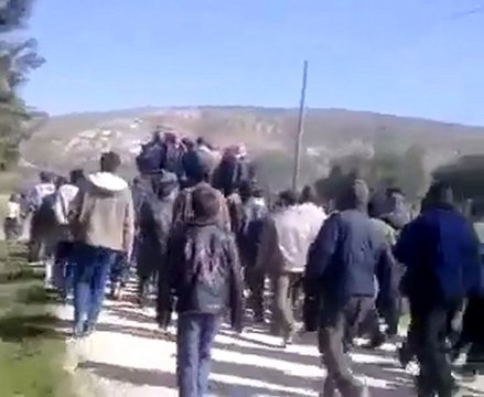 فري برس إدلب سهل الروج سنغرة تشييع الشهيد محمود ديبو معري 22 2 2012