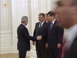 Cumhurbaşkanı Gül, Çin Halk Cumhuriyeti Devlet Başkan Yardımcısı onuruna Çankaya Köşkü’nde öğle yemeği verdi.