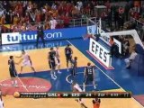 Galatasaray schmeißt Efes raus