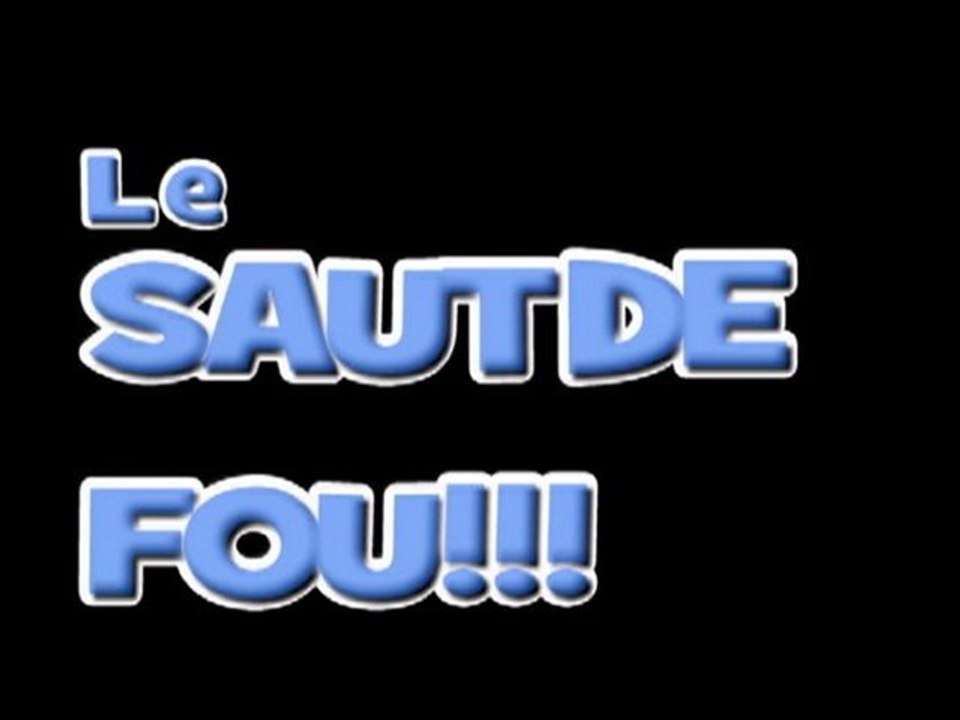 Saut de 22m dans le Chassezac à Casteljau (07)